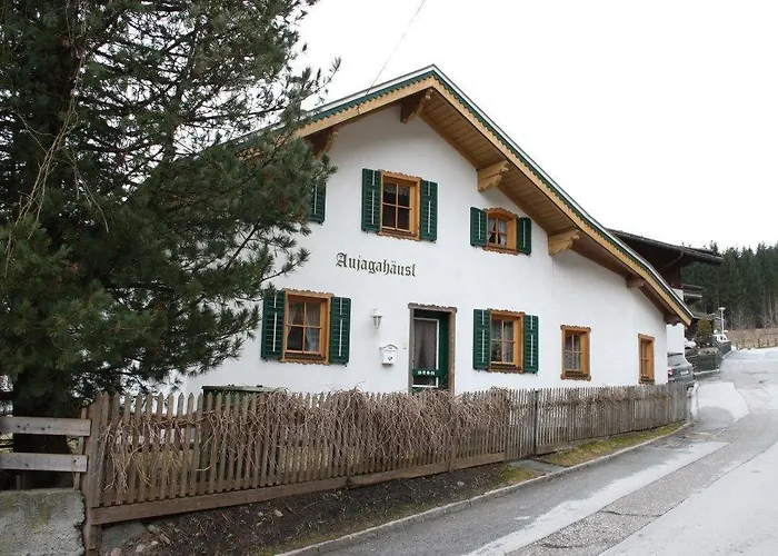 別荘 Aujagerhaeusl *